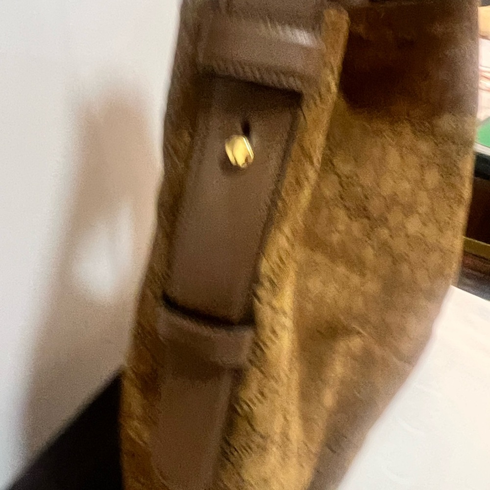 Gucci Beatrix suede maxi GHW 2025 new! - Picture 6 of 16